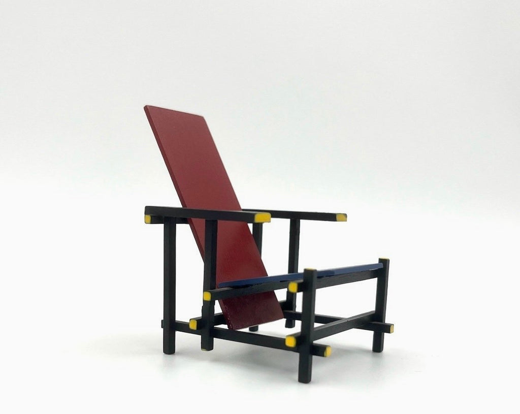 Miniatures Collection Red and Blue Chair Miniature Gerrit Rietveld 1917