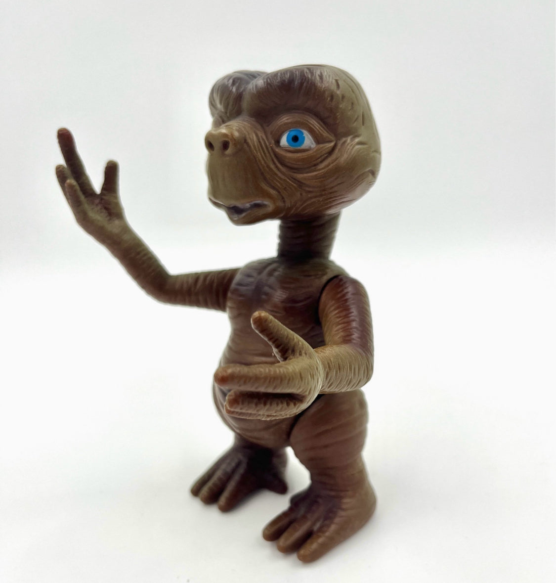 Vintage E.T. The Extra-Terrestrial Figure Doll – 1980s Collectible Movie Figure