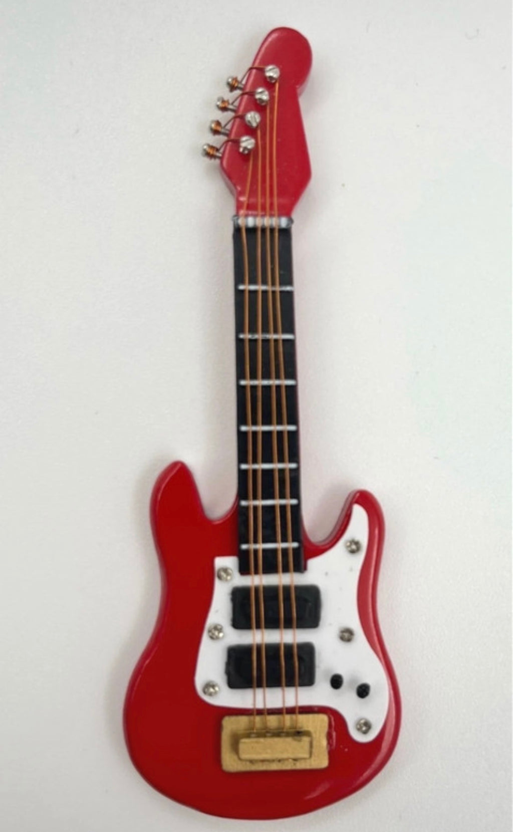 Miniature Electric Bass Guitar – Retro Decorative Model – 9 cm