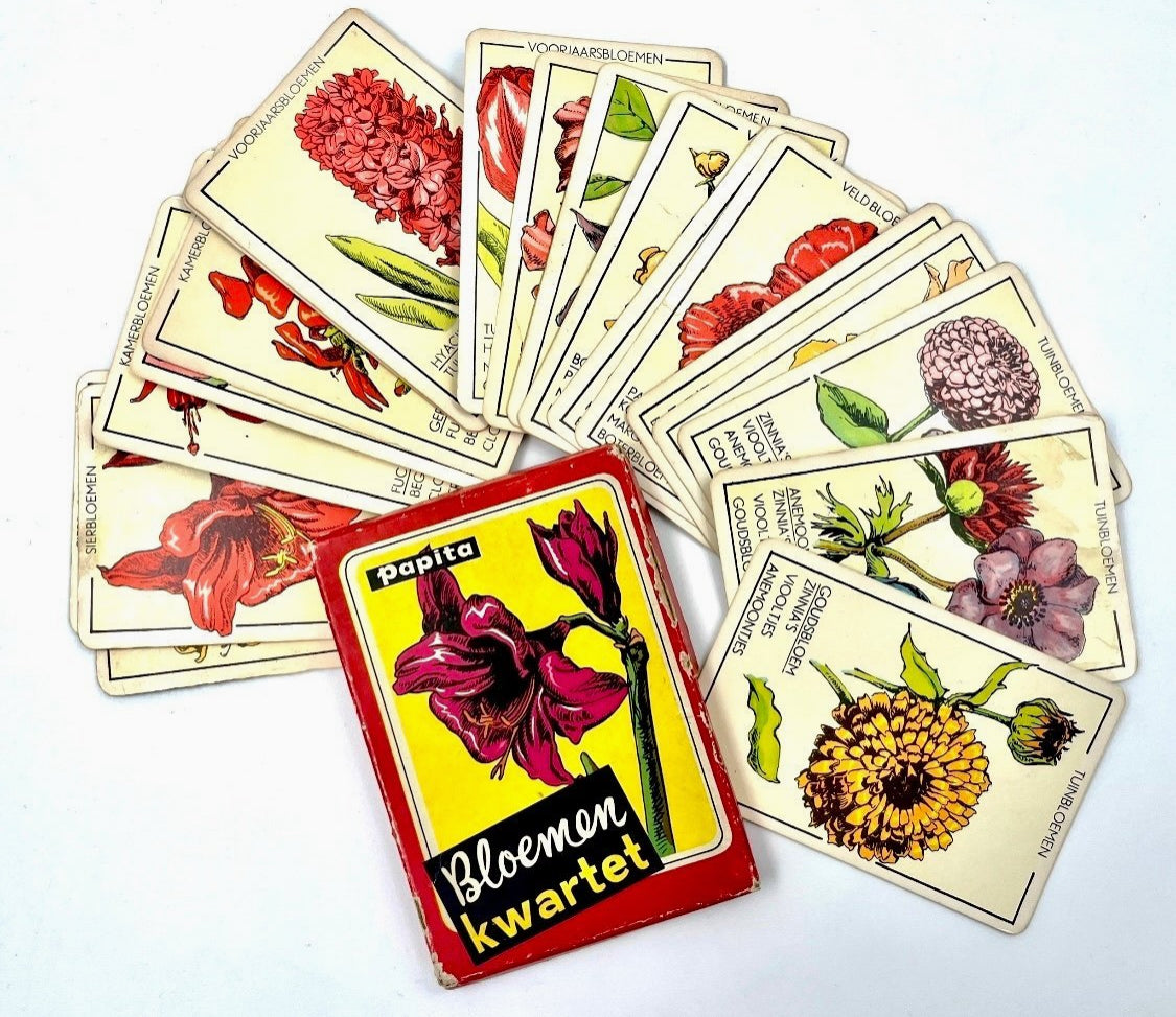 Vintage Papita Blomen Kwartet Card Game Floral Motif Retro