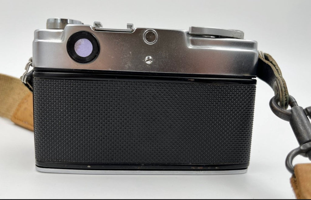 Vintage Yashica Minister 35mm Rangefinder Camera with Case – 1960s